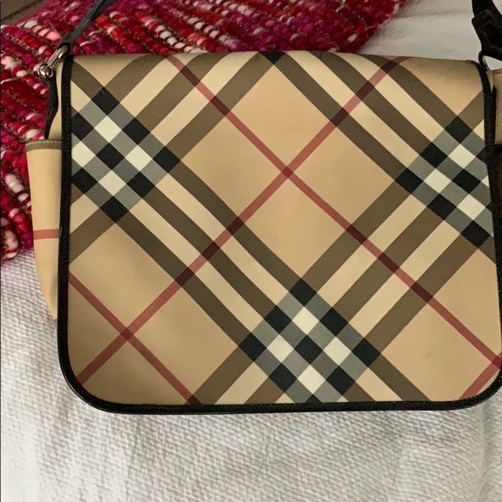 Burberry Nova Check Messenger Diaper bag - Picture 6 of 6